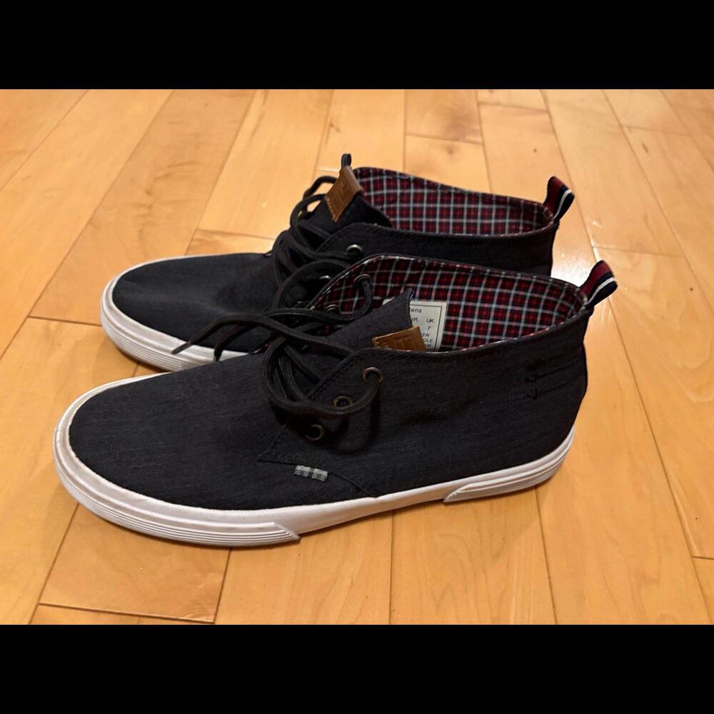 Men’s sneakers